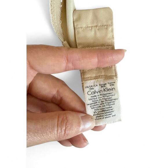 Calvin Klein Bra Tan Skin Tone Strapless 36B - Picture 3 of 3